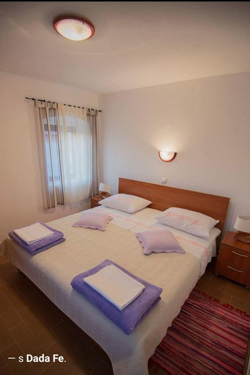 Apartments Punta Starigrad Paklenica Exterior photo