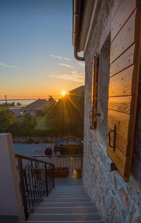 Apartments Punta Starigrad Paklenica Exterior photo